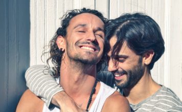 Low Phone Battery and Hook Ups for Gay Men